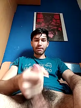 Esti02 online show from December 21, 10:34 am