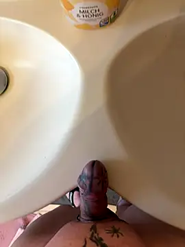 StripperOnStage online show from November 1, 6:28 am