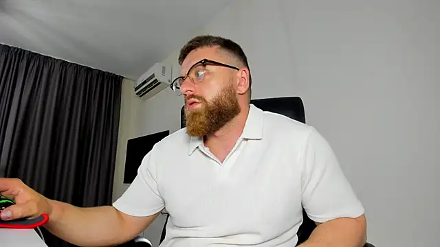 Findom guy online show from May 22, 6:02 pm