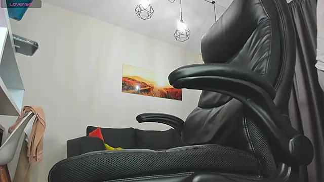 Findom guy online show from November 27, 8:23 pm