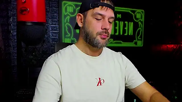 LexXHardy online show from September 17, 2:29 pm