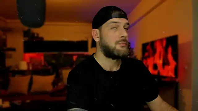 LexXHardy online show from December 13, 9:20 pm