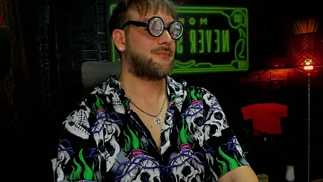 LexXHardy online show from February 19, 7:27 pm