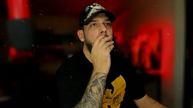 LexXHardy online show from December 8, 7:43 pm