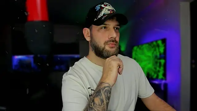 LexXHardy online show from December 16, 5:43 pm