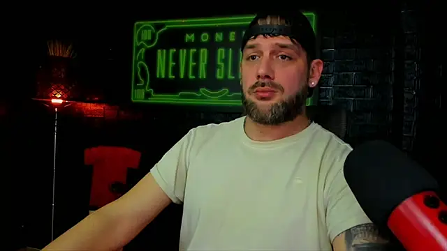 LexXHardy online show from March 2, 7:19 pm