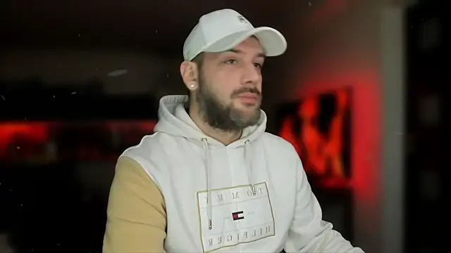 LexXHardy online show from December 6, 1:11 pm