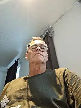 DarrenSullivanSlut online show from December 4, 10:13 am