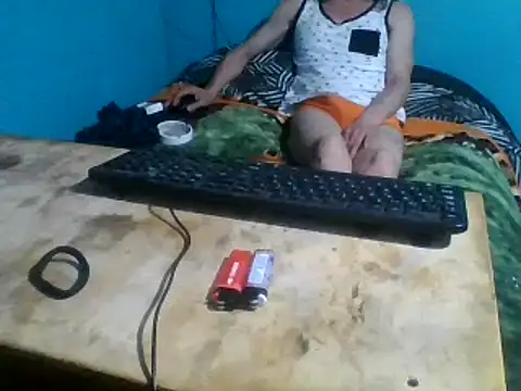 malekon76 online show from December 7, 7:05 am