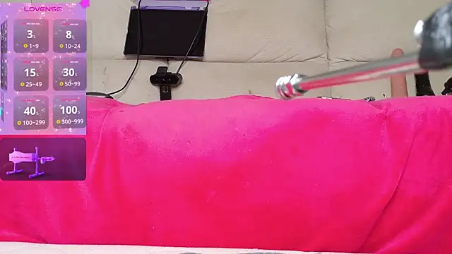 Ashley-Jack online show from January 19, 8:05 am