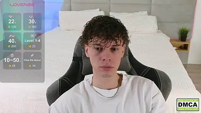 Snapshot of cute_thomas chatting on March 21, 6:40 pm cute thomas online show from March 21, 6:40 pm