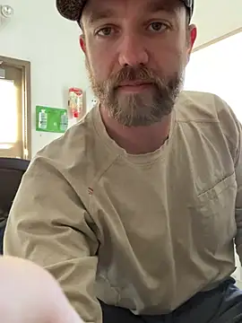 8inchHOLEpunch online show from January 2, 8:24 pm