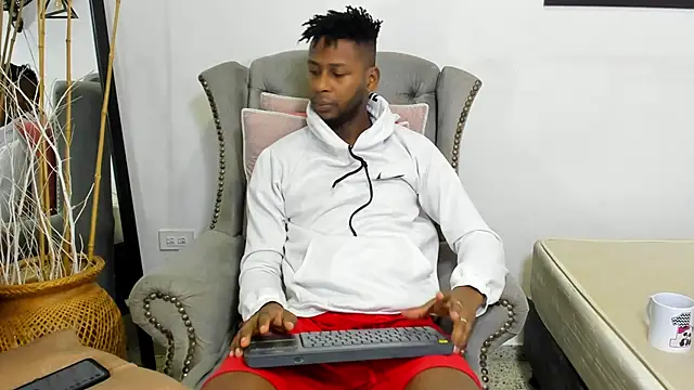 santhi lee online show from March 7, 2:25 am