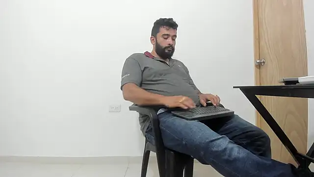 isearchcompany online show from November 20, 2:33 am