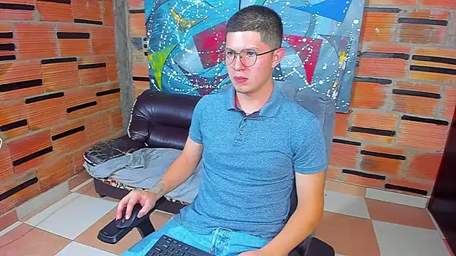 patrik 027 online show from March 3, 7:45 pm