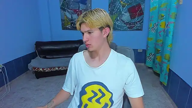 patrik 027 online show from September 26, 8:28 pm