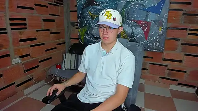 patrik 027 online show from February 11, 1:30 pm