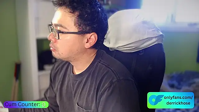 DerrickHose online show from November 16, 5:26 pm