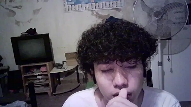 Emv2 online show from April 18, 6:04 am