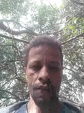 Snapshot of RussaoCF chatting on October 24, 11:45 am RussaoCF online show from October 24, 11:45 am