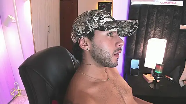 ItsMeEros online show from April 14, 11:37 pm