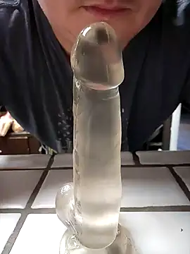 valhallacouple420 online show from February 5, 11:17 pm