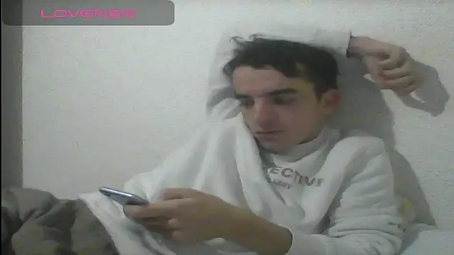 Tombgy07 online show from December 18, 8:36 pm