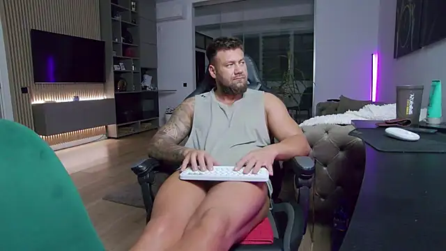 UbbeViking online show from November 4, 10:44 pm