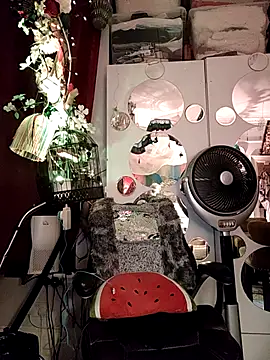 erbod Johnny online show from December 22, 3:36 am