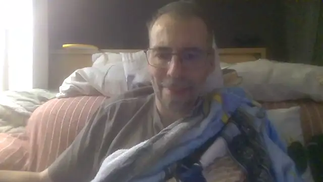 ptitcanard60600 online show from October 3, 10:48 pm