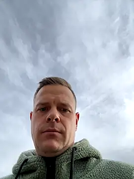 Snapshot of Danii0790 chatting on November 1, 9:46 am Danii0790 online show from November 1, 9:46 am