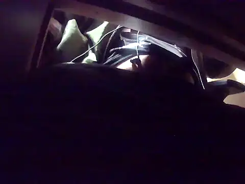 Snapshot of daniel2025 chatting on September 9, 4:50 pm daniel2025 online show from September 9, 4:50 pm