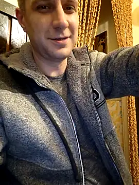 Snapshot of popperspair chatting on March 17, 10:40 pm popperspair online show from March 17, 10:40 pm