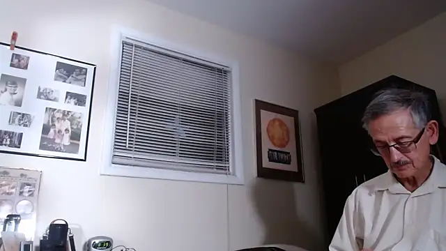 hottottrot691 online show from March 17, 12:41 am