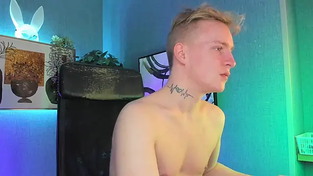 AlexxSweet online show from November 9, 7:34 am