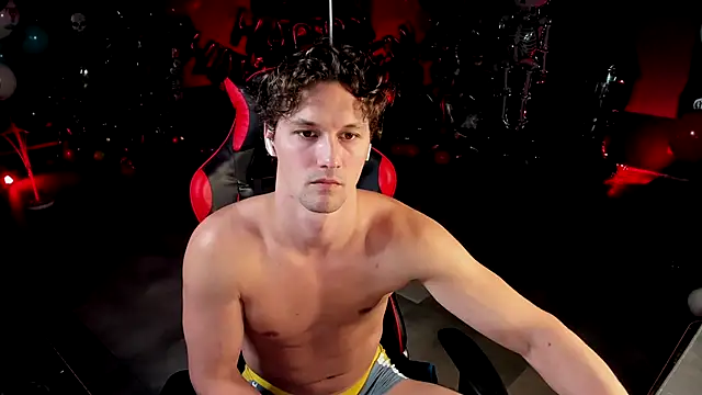 dirty-boss online show from December 1, 4:26 am