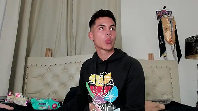 Adams ricci online show from February 10, 10:51 pm