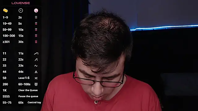 andrewmhilton  online show from October 5, 6:28 am