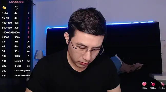 andrewmhilton  online show from February 21, 4:18 am