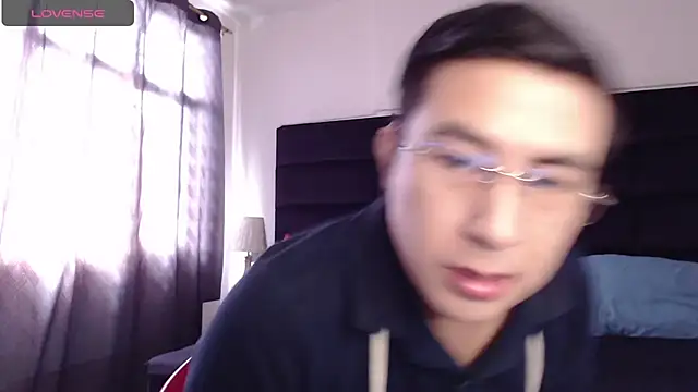 andrewmhilton  online show from February 14, 8:05 pm