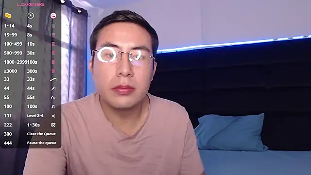 andrewmhilton  online show from February 24, 5:31 pm