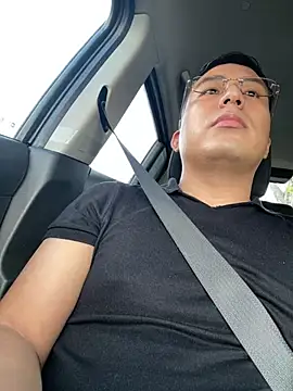 andrewmhilton  online show from January 16, 9:30 pm