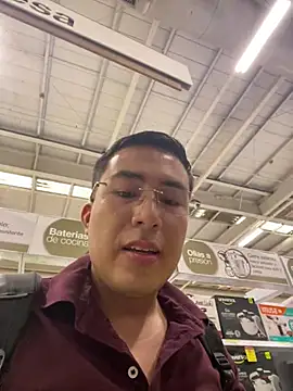 andrewmhilton  online show from January 18, 9:55 pm