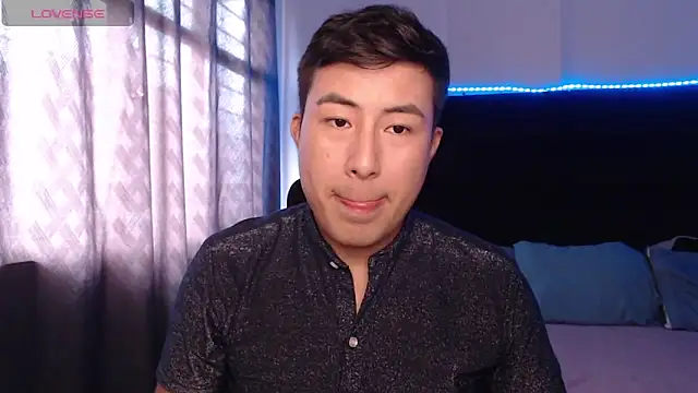 andrewmhilton  online show from April 2, 5:54 pm