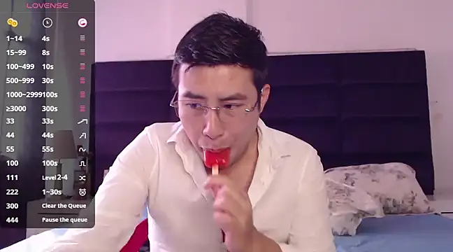 andrewmhilton  online show from January 12, 9:08 pm