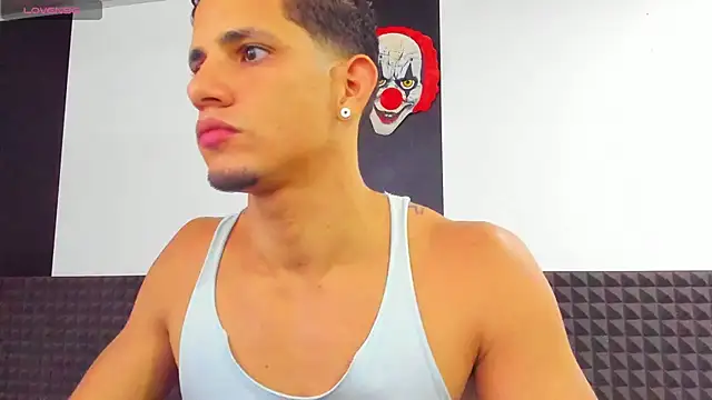 jhonnysnow17 online show from December 4, 10:19 pm