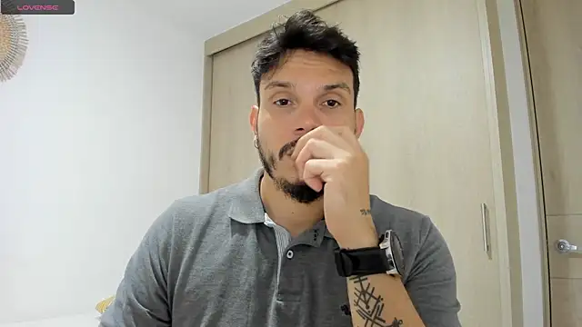 alejandro stark online show from February 9, 9:05 am