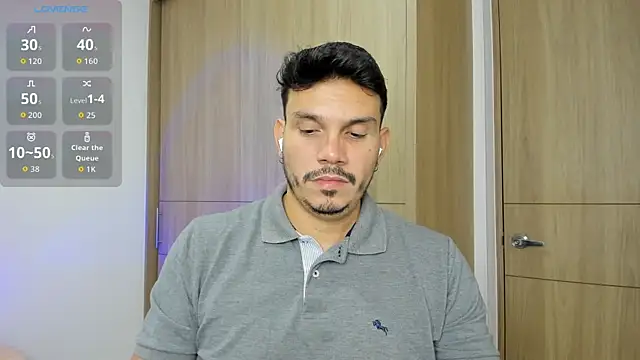 alejandro stark online show from October 1, 11:08 pm