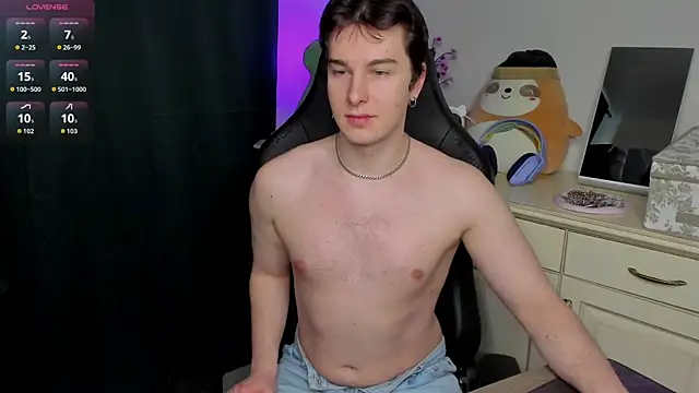 Vincent Strong online show from February 14, 8:42 am