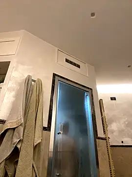 Snapshot of zjwsteve chatting on September 27, 12:19 am zjwsteve online show from September 27, 12:19 am